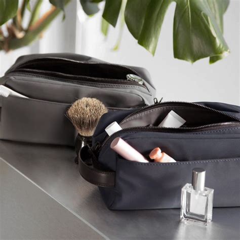 goyard mens dopp kit|best men's hanging dopp kit.